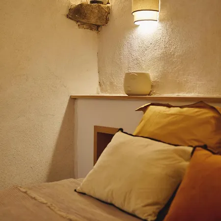 Hypercentre, Superbe Dans Ancienne écurie Du Xviiie Siècle Appartement *