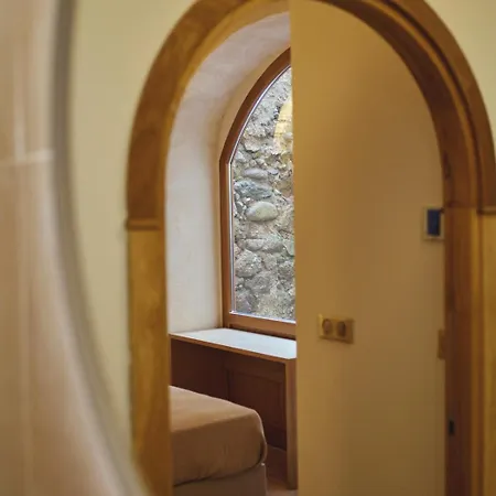 Hypercentre, Superbe Dans Ancienne Ecurie Du Xviiie Siecle Ajaccio (Corsica)