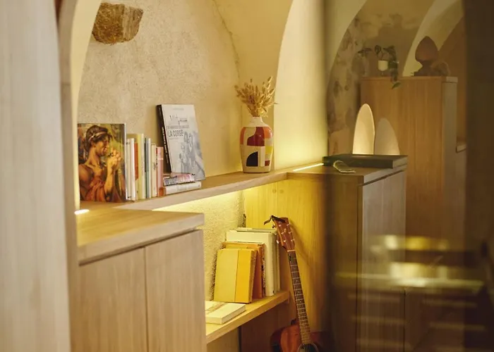 Apartment Hypercentre, Superbe Dans Ancienne Ecurie Du Xviiie Siecle Ajaccio (Corsica)